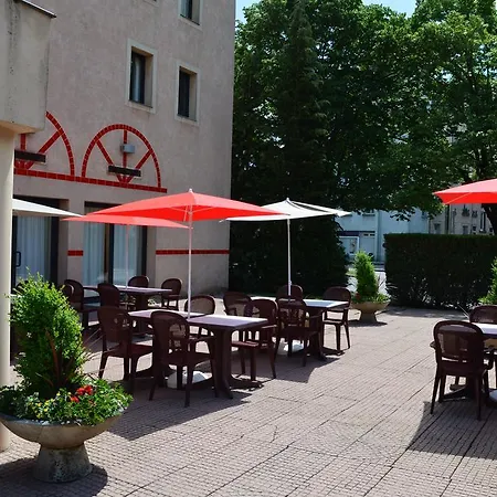 Ibis Centre 3*