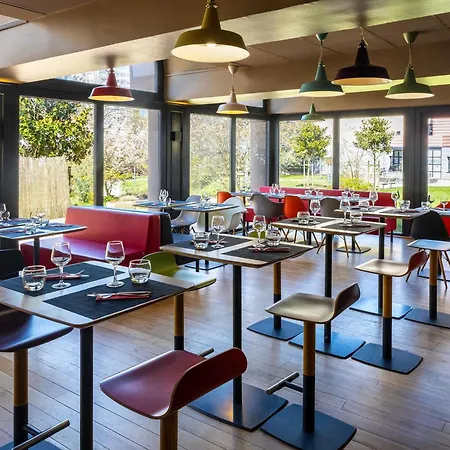 Ibis Centre Hotel 3*
