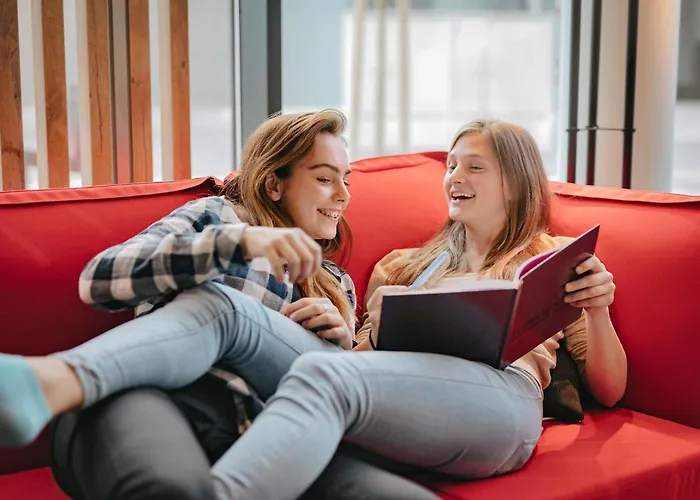 Ibis Centre Hotel 3*