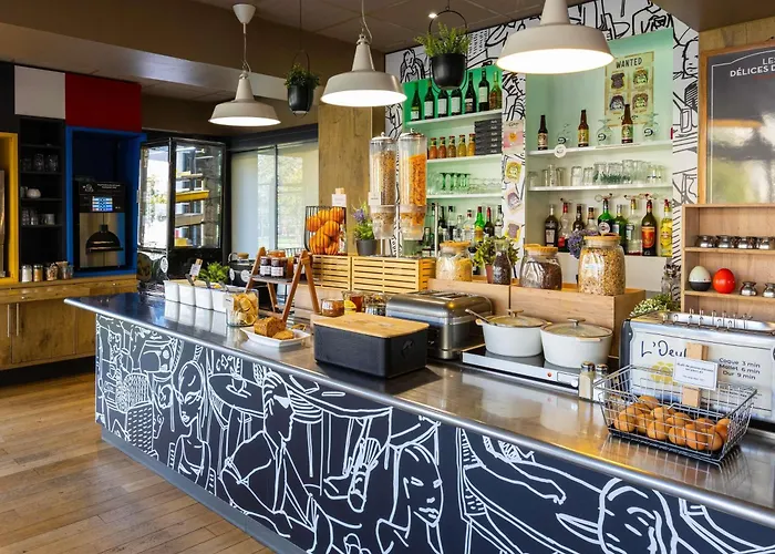 Ibis Centre Hotel 3*