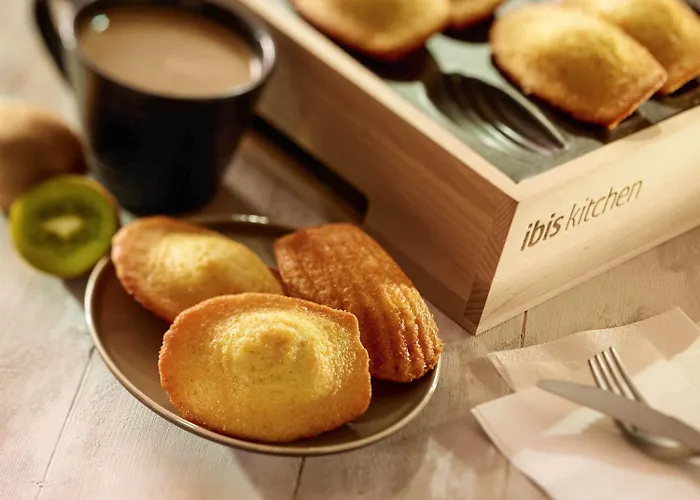 Ibis Centre Hotell 3*