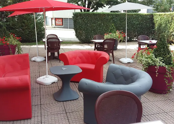 Hotel Ibis Centre 3*